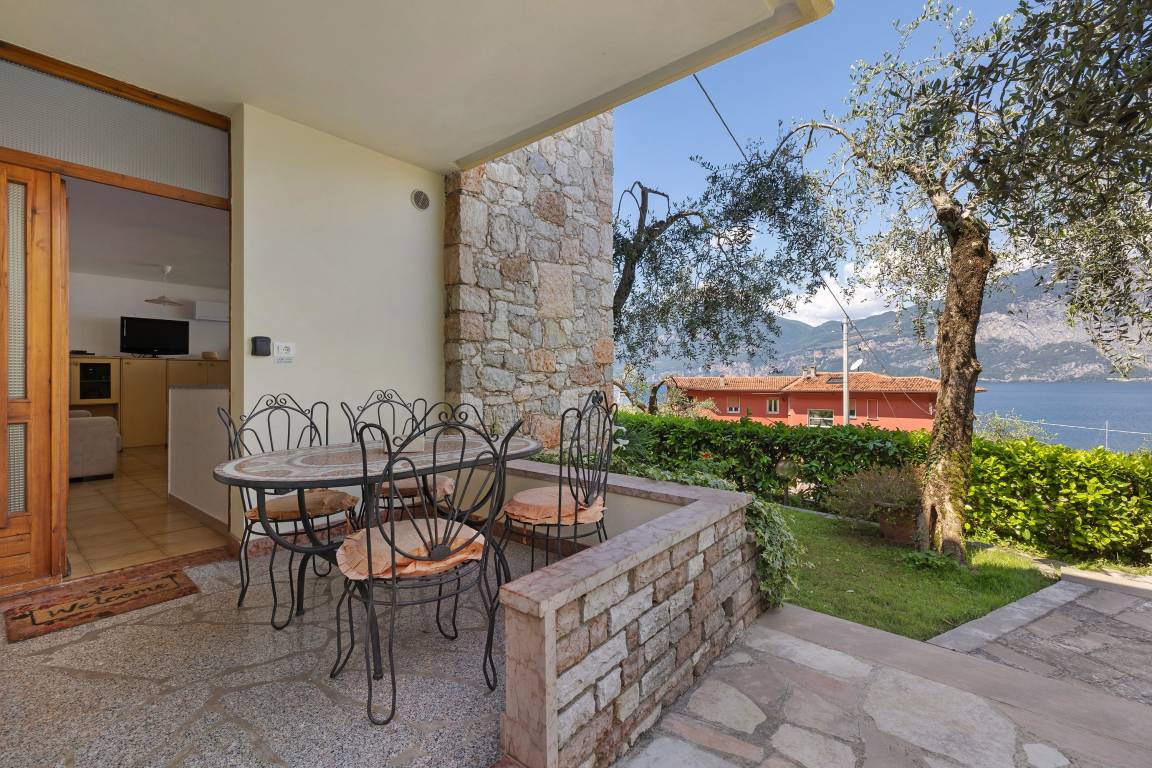 70 M² Ferienwohnung ∙ 1 Schlafzimmer ∙ 5 Gäste - Malcesine