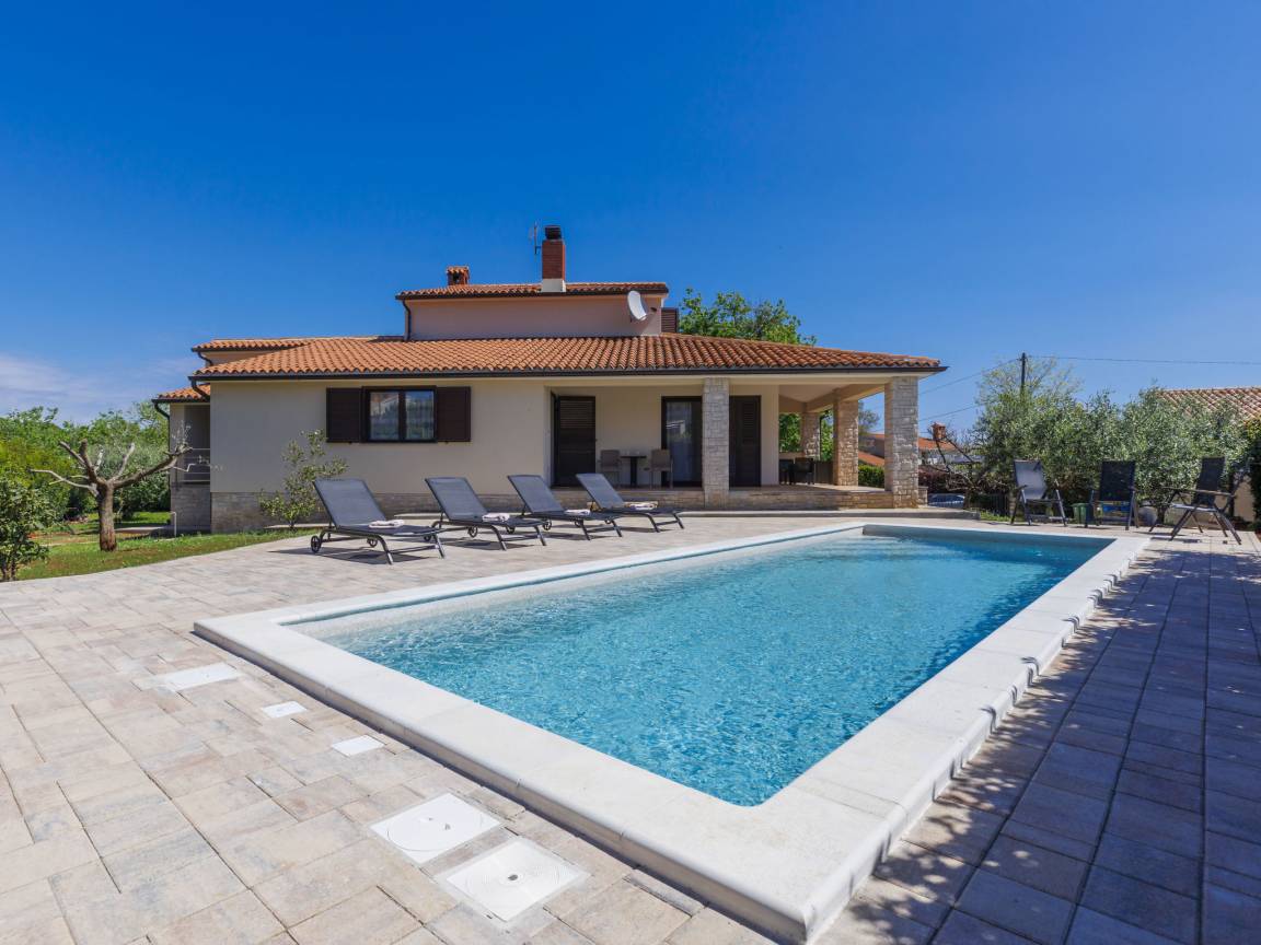200 M² Casa Vacanza ∙ 4 Camere Da Letto ∙ 8 Ospiti - Premantura