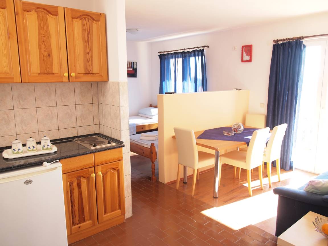 24 M² Studio Flat ∙ 1 Bedroom ∙ 4 Guests - Korčula