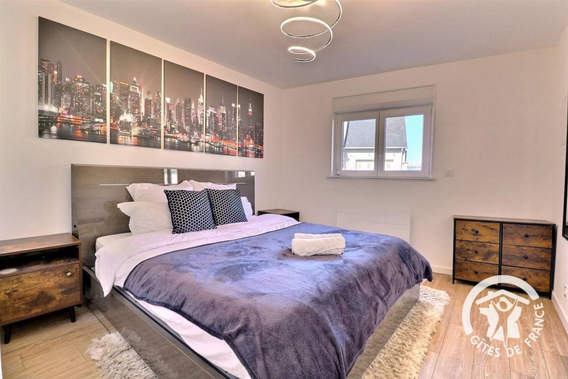 208 m² Gîte ∙ 3 Schlafzimmer ∙ 8 Gäste – Bild 9