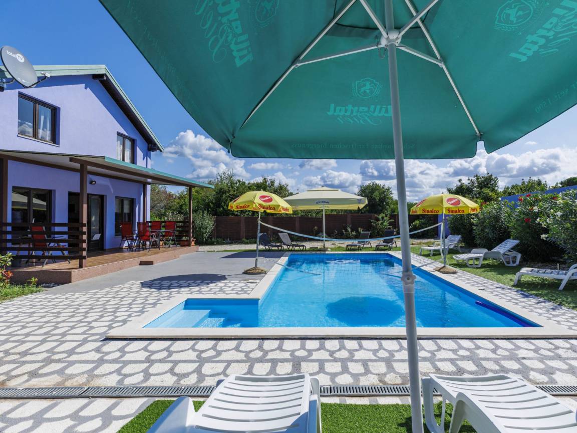 120 M² Ferienhaus ∙ 4 Schlafzimmer ∙ 8 Gäste - Umag