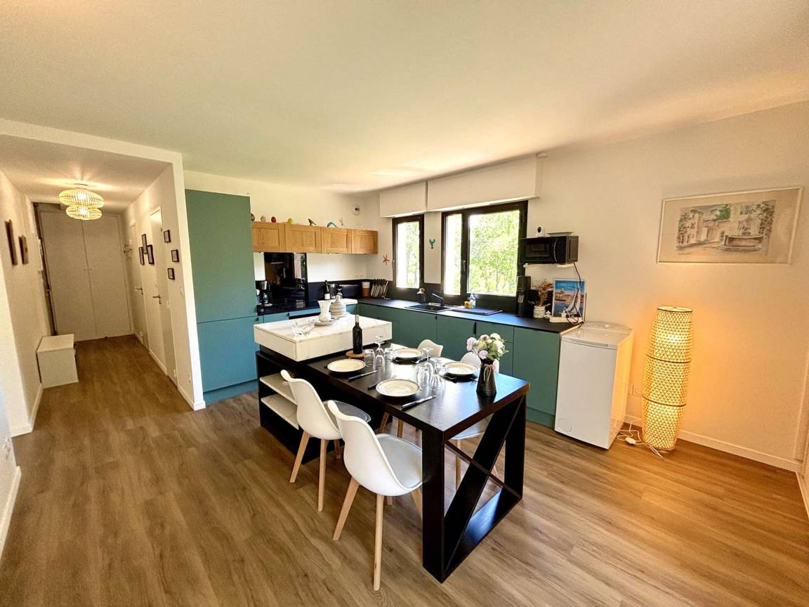 67 M² Apartment ∙ 3 Bedrooms ∙ 6 Guests - Bandol