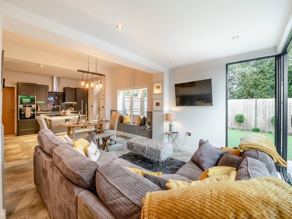 Cottage ∙ 3 Bedrooms ∙ 6 Guests - Beverley