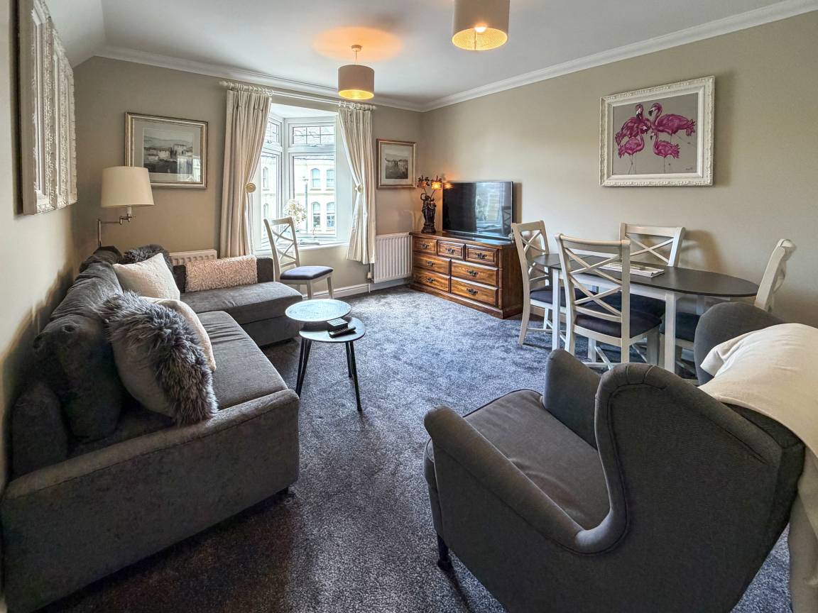 Apartment ∙ 2 Bedrooms ∙ 5 Guests - Broadstairs