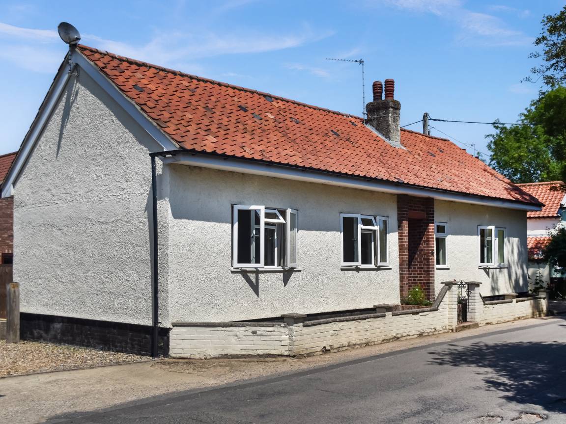 Cottage ∙ 3 Bedrooms ∙ 6 Guests - Norwich