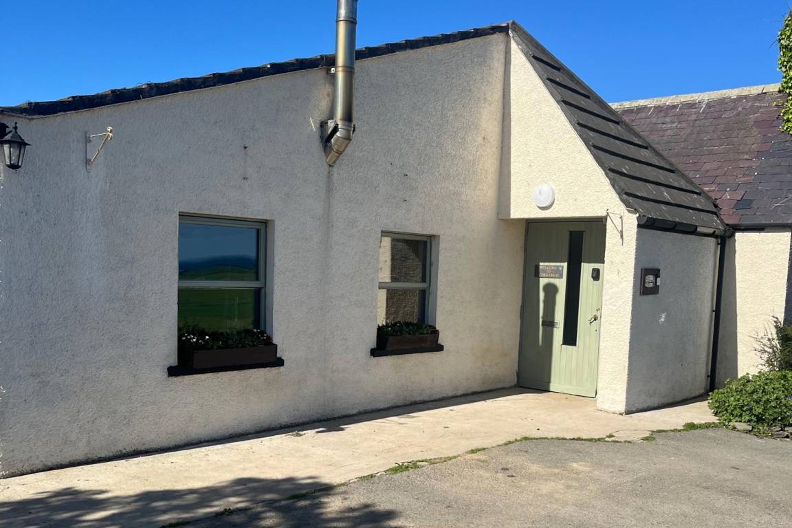 221 M² Cottage ∙ 2 Bedrooms ∙ 15 Guests - Scotland