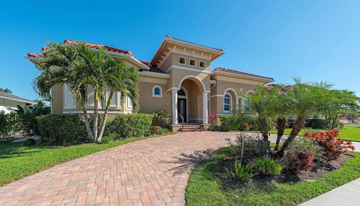 House ∙ 3 Bedrooms ∙ 6 Guests - Marco Island, FL