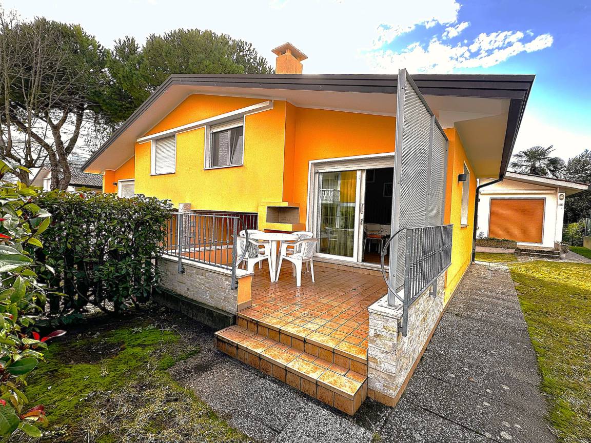 55 M² Villa ∙ 3 Bedrooms ∙ 5 Guests - Bibione