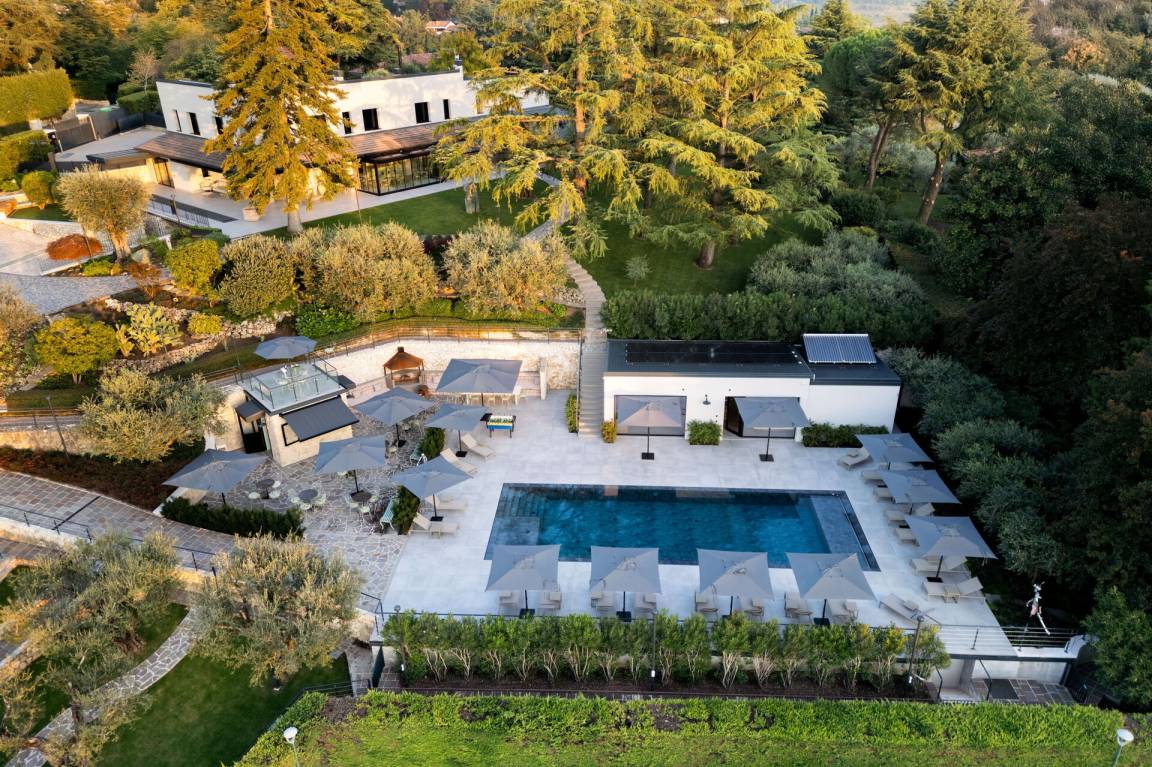 500 M² Villa ∙ 4 Slaapkamers ∙ 8 Gasten - Verona