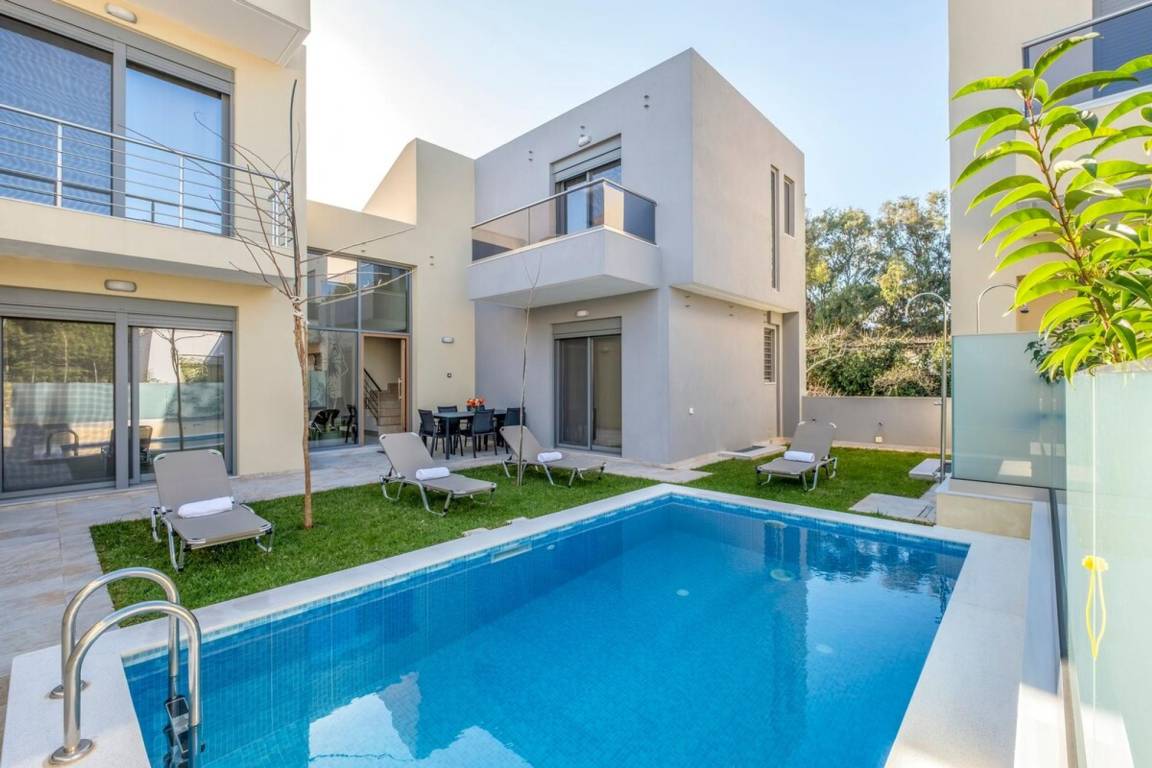 145 M² Apartment ∙ 4 Bedrooms ∙ 8 Guests - Chania