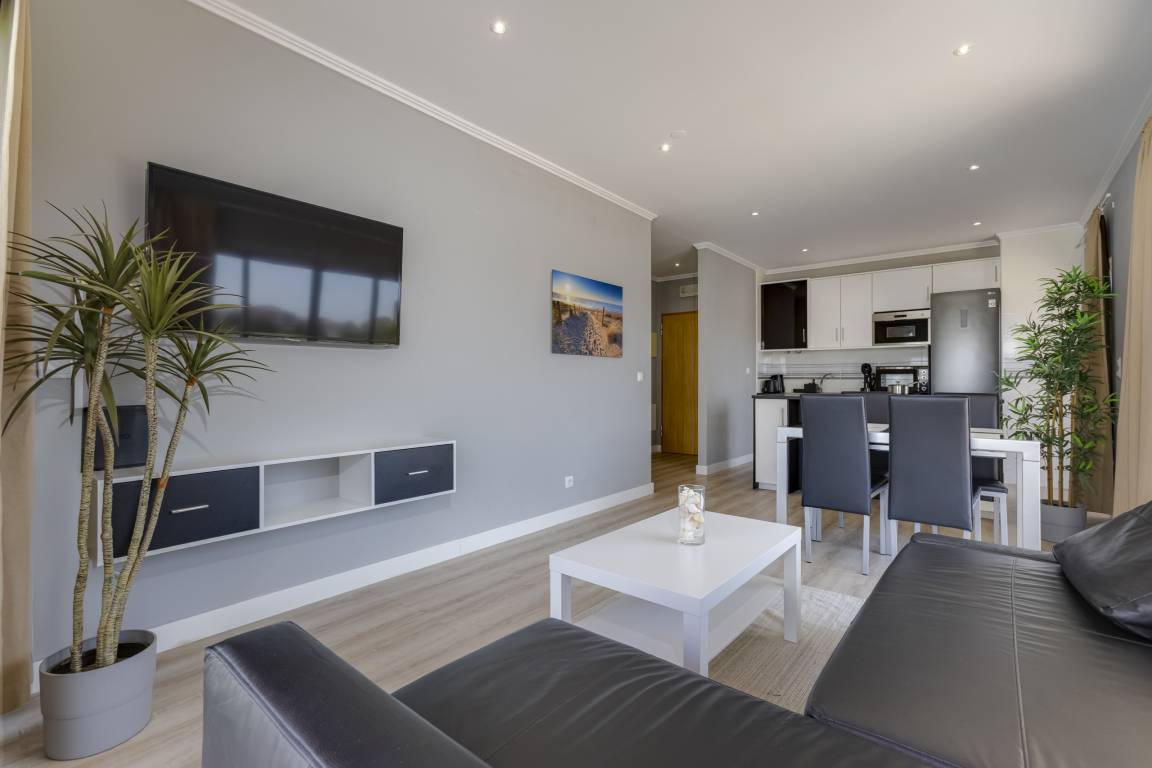 81 M² Ferienwohnung ∙ 1 Schlafzimmer ∙ 4 Gäste - Portimão