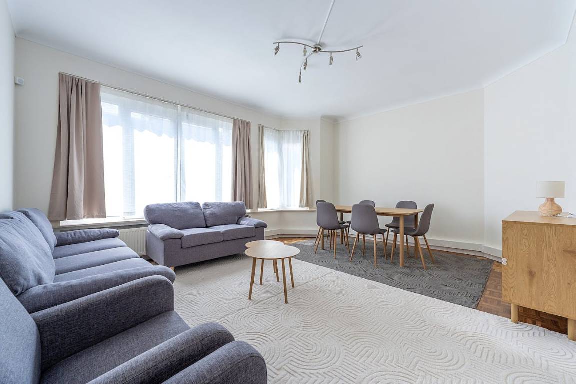 92 M² Apartment ∙ 3 Bedrooms ∙ 4 Guests - Ixelles
