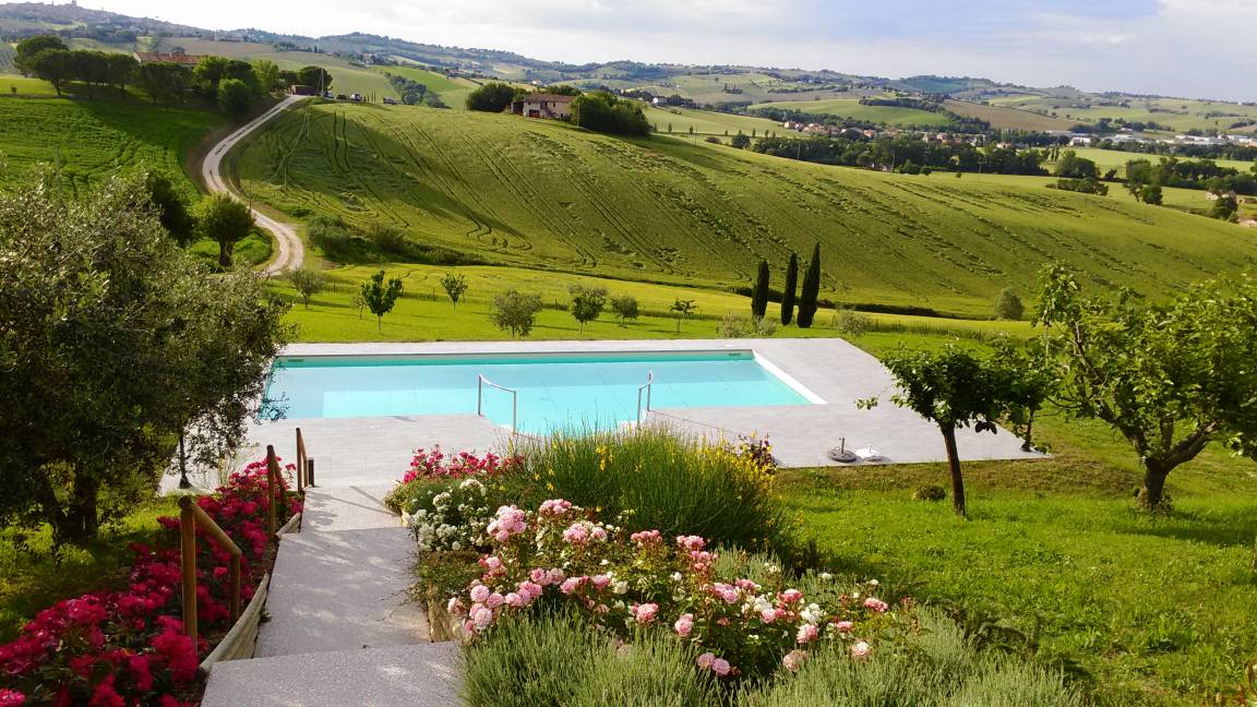 200 M² Villa ∙ 4 Chambres ∙ 10 Personnes - Jesi