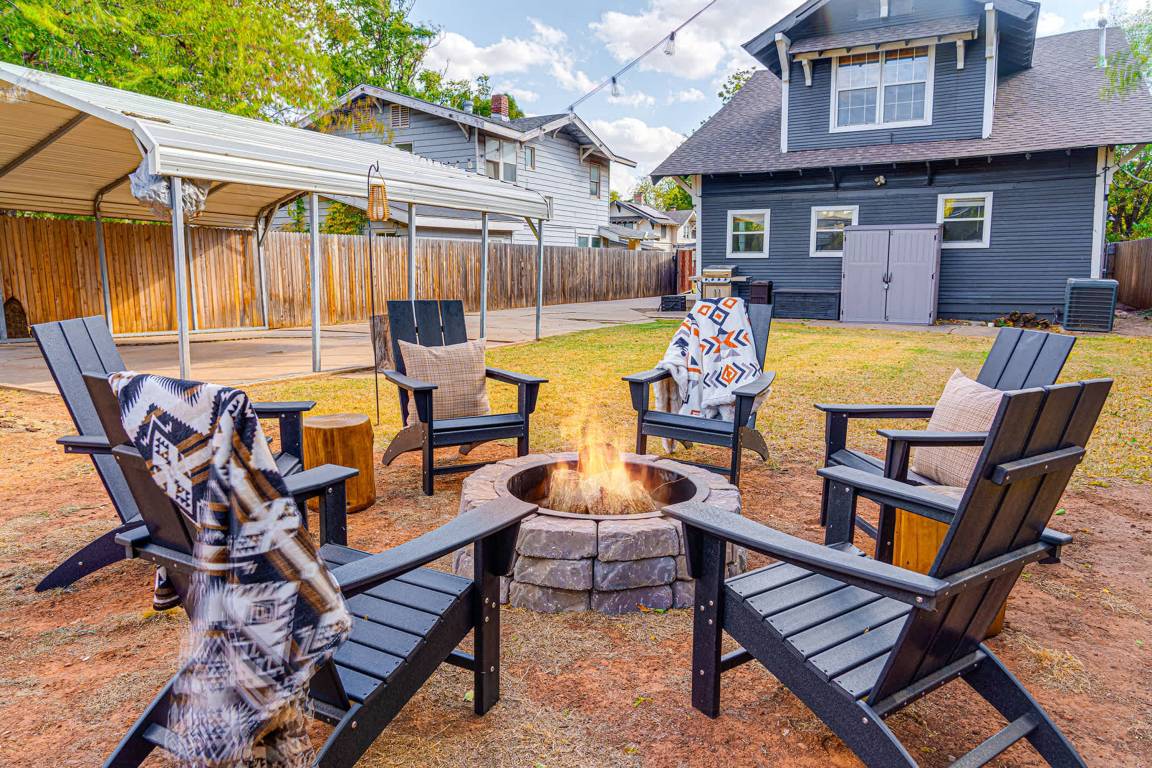 Apartment ∙ 4 Bedrooms ∙ 16 Guests - Oklahoma