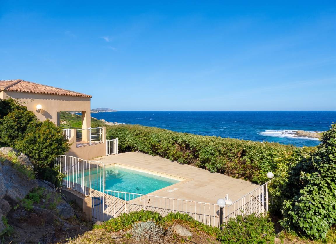120 M² Villa ∙ 3 Habitaciones ∙ 6 Huéspedes - Lumio
