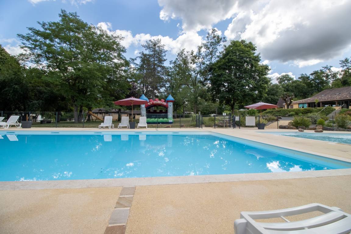 28 M² Caravan ∙ 2 Slaapkamers ∙ 5 Gasten - Dordogne