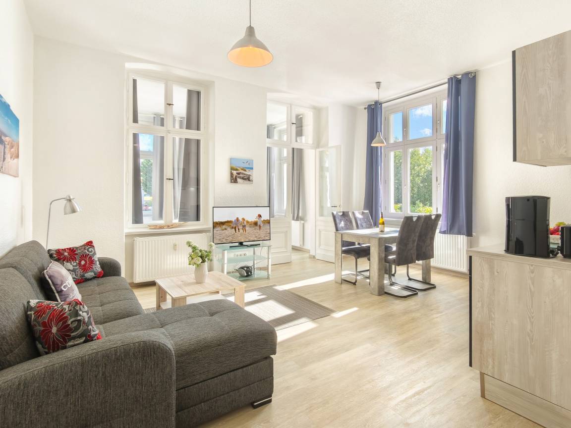 71 m&sup2; Ferienwohnung 2 Schlafzimmer 4 G&auml;ste