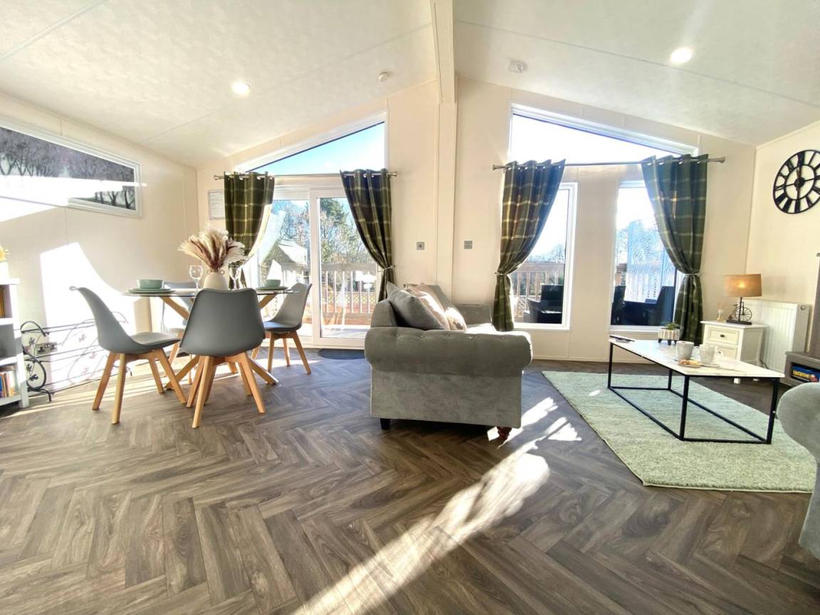 Lodge ∙ 2 Bedrooms ∙ 4 Guests - Somerset