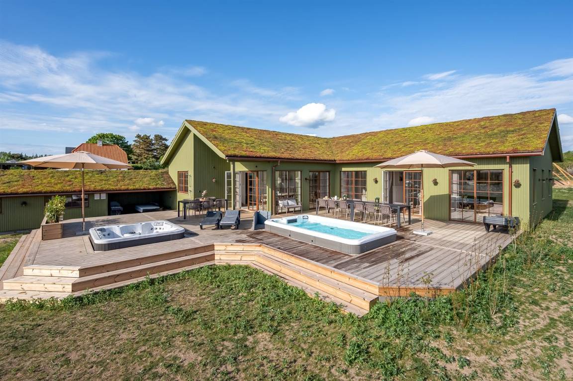 180 m&sup2; Ferienhaus 5 Schlafzimmer 18 G&auml;ste