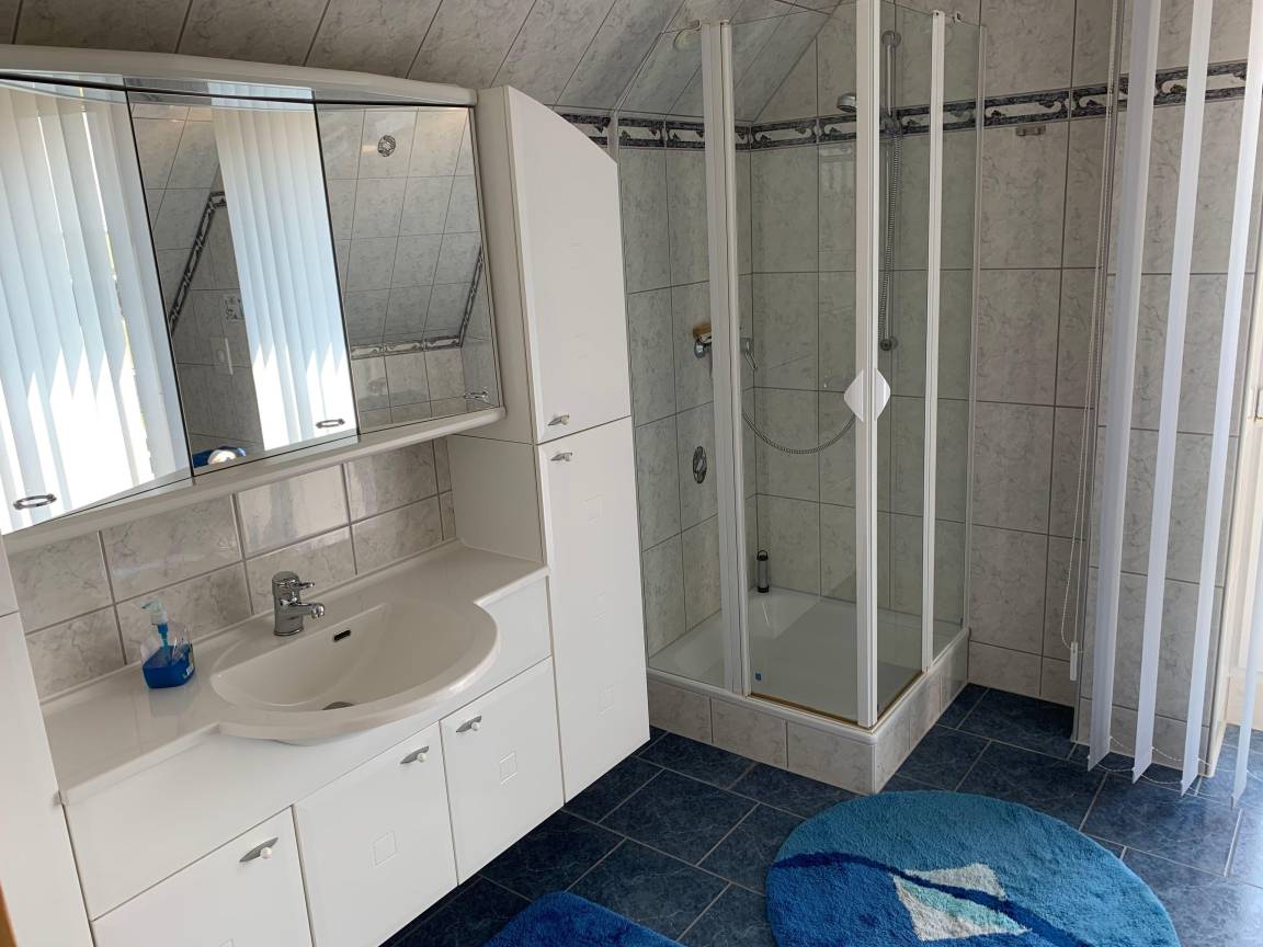 60 m² Ferienwohnung ∙ 1 Schlafzimmer ∙ 4 Gäste – Bild 11