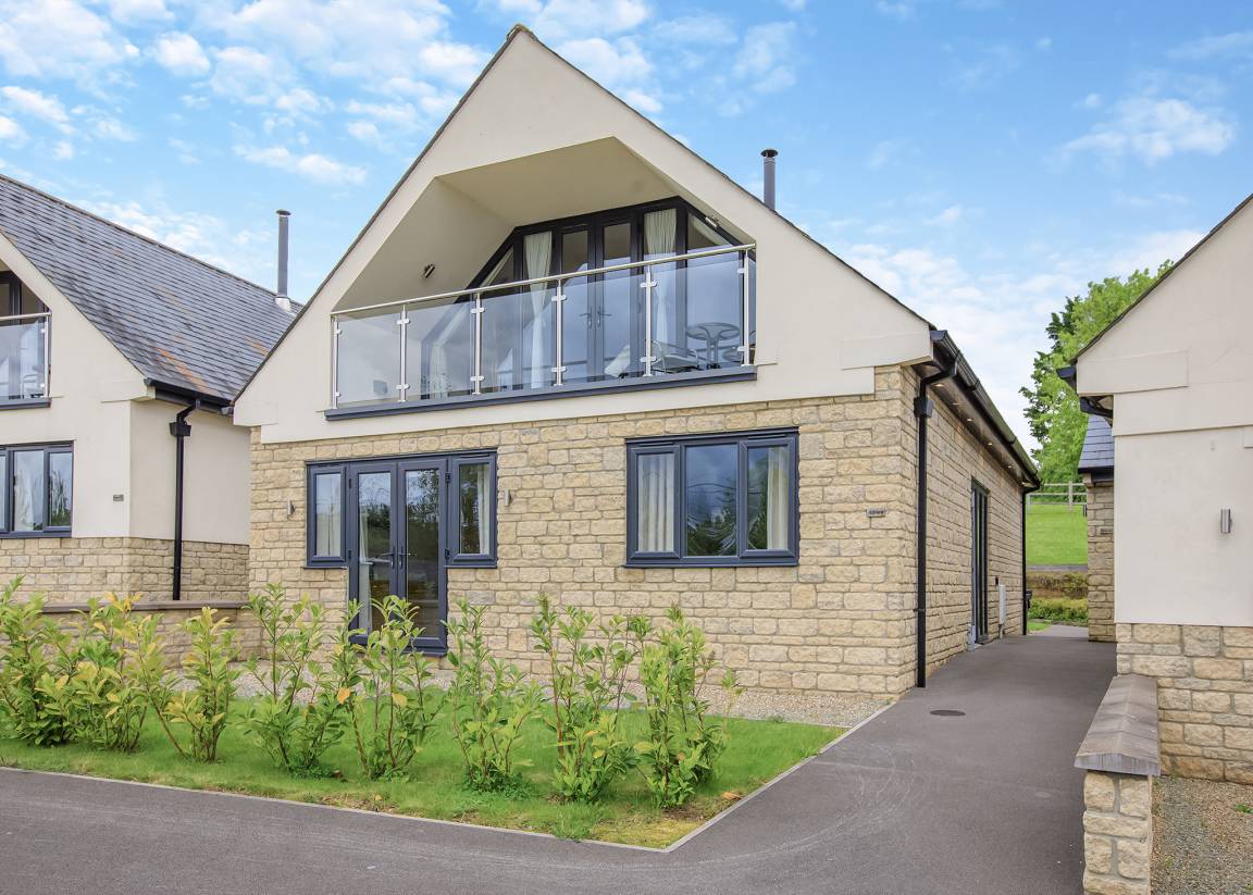 Cottage ∙ 4 Bedrooms ∙ 8 Guests - Dorset