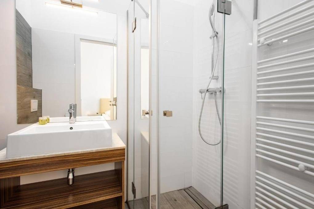 120 m² Ferienwohnung ∙ 3 Schlafzimmer ∙ 8 Gäste – Bild 8