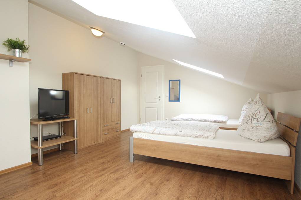 70 m² Ferienwohnung ∙ 3 Schlafzimmer ∙ 5 Gäste – Bild 19