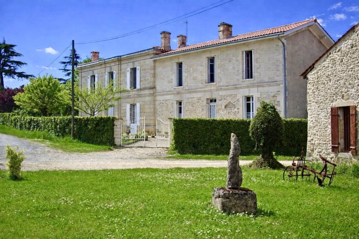 172 M² Gîte ∙ 3 Habitaciones ∙ 7 Huéspedes - Burdeos