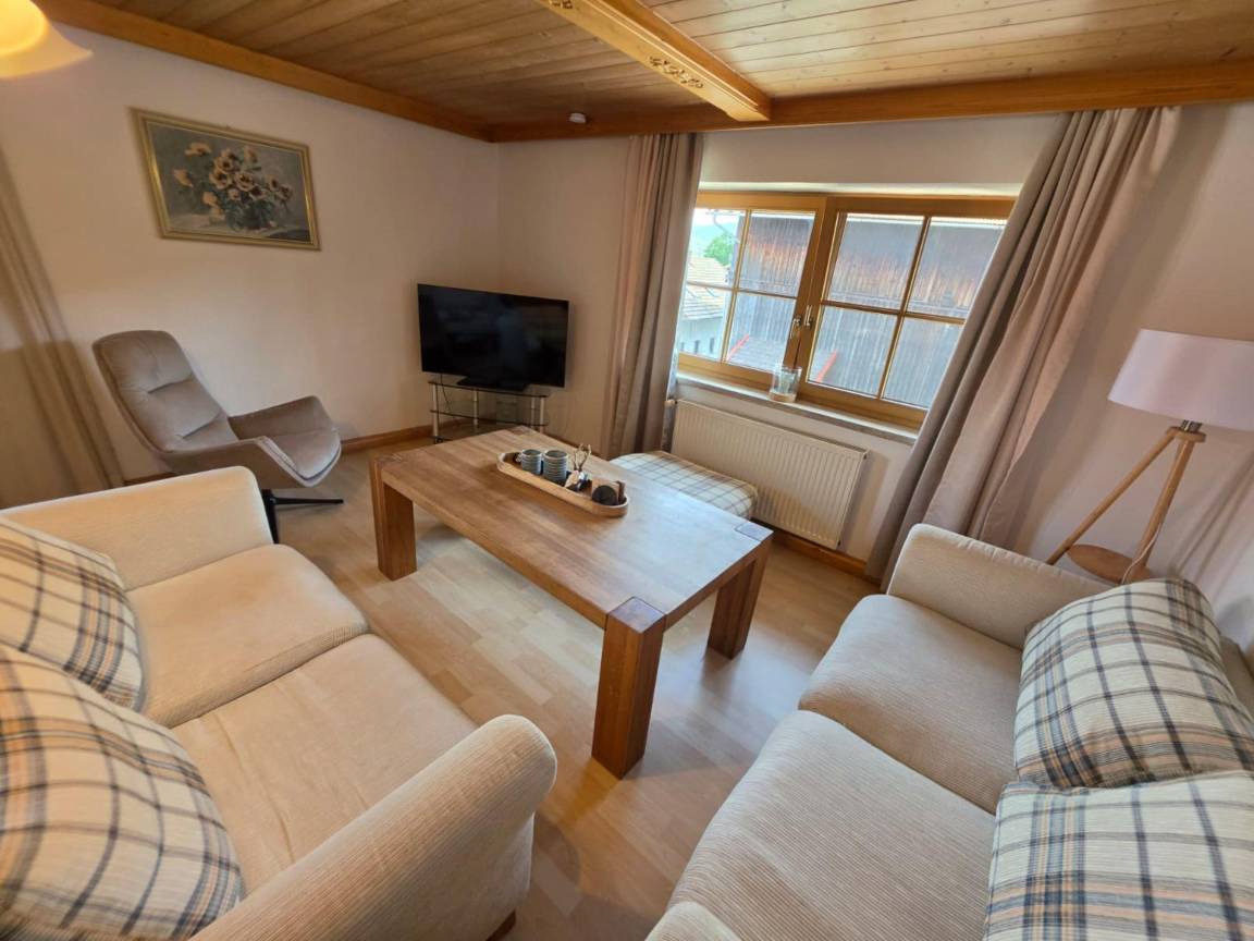 120 M² Ferienwohnung ∙ 3 Schlafzimmer ∙ 6 Gäste - Bodenmais