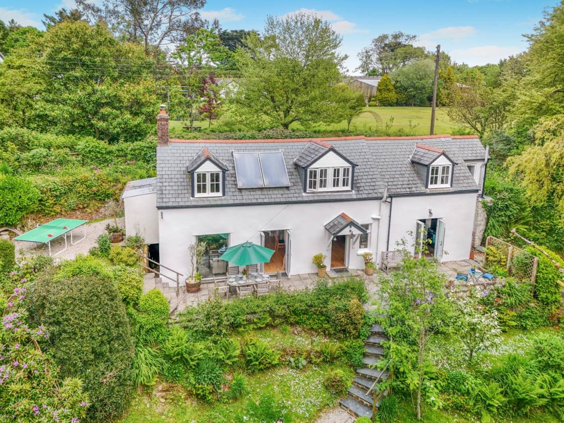 Cottage ∙ 3 Bedrooms ∙ 6 Guests - Clovelly