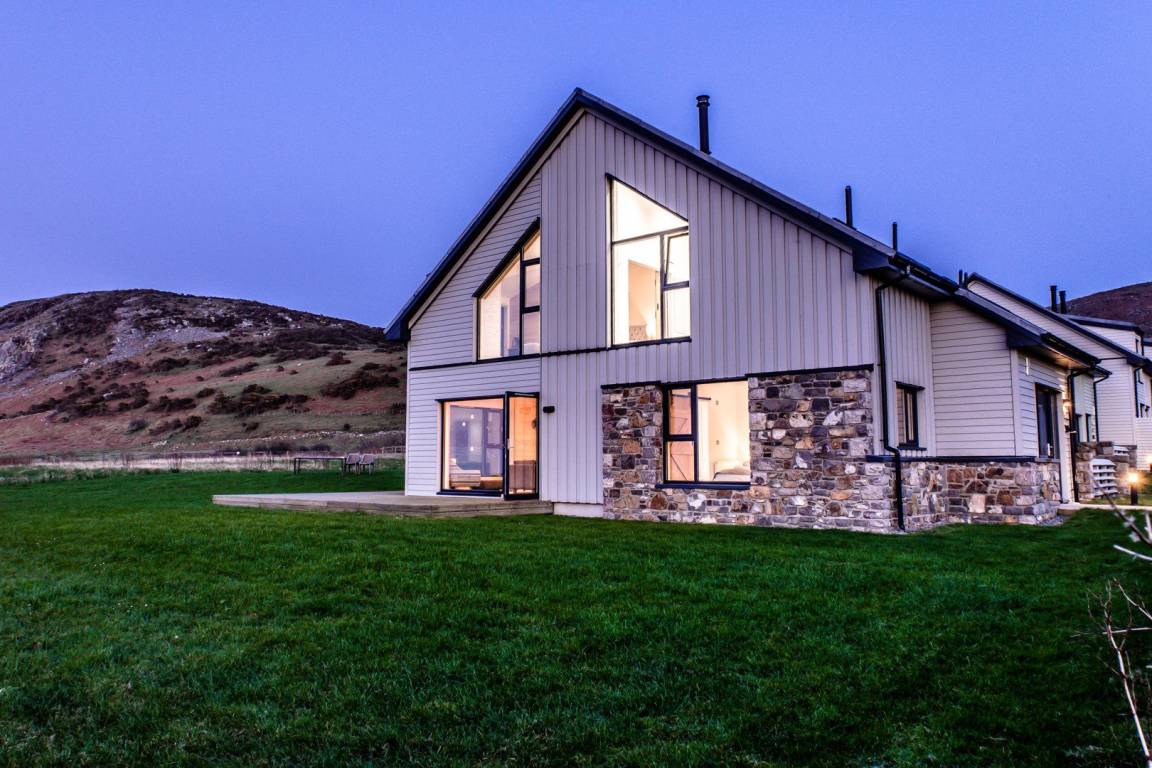 Cottage ∙ 5 Bedrooms ∙ 10 Guests - Llanbedrog