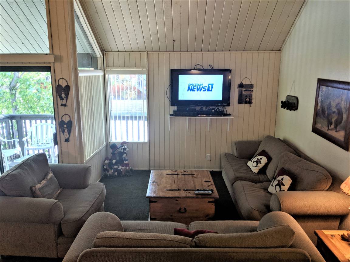 112 M² Condomínio ∙ 3 Quartos ∙ 6 Hóspedes - Big Bear Lake, CA