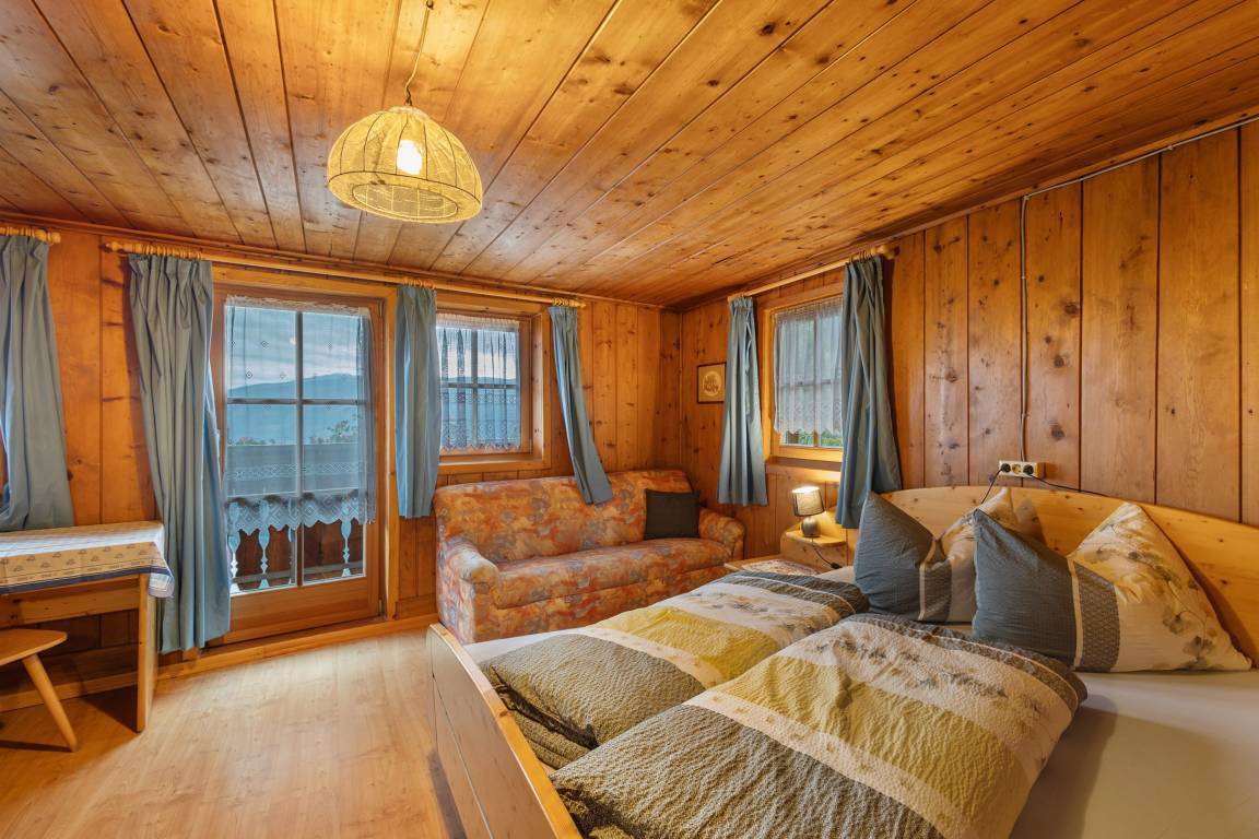 180 M² Ferienhaus ∙ 5 Schlafzimmer ∙ 11 Gäste - Terenten
