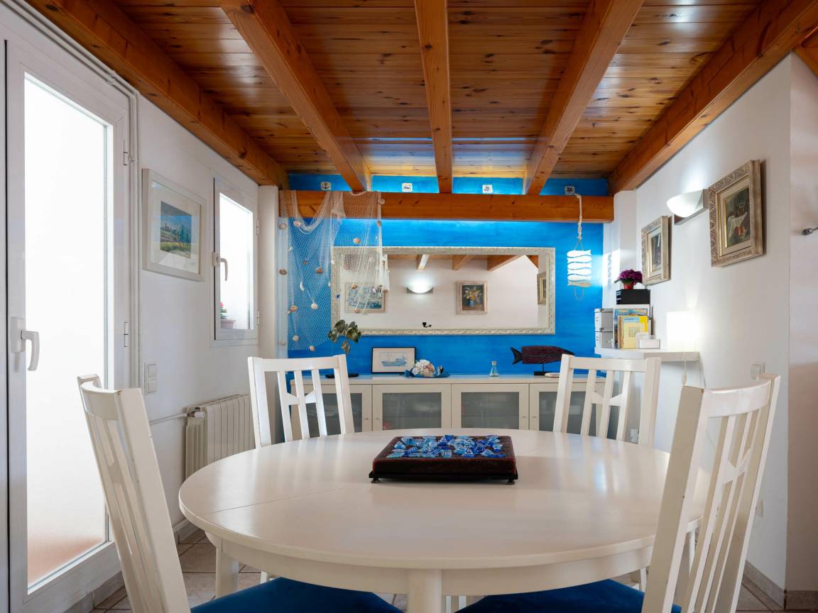 71 M² Apartamento ∙ 3 Habitaciones ∙ 6 Huéspedes - Creixell