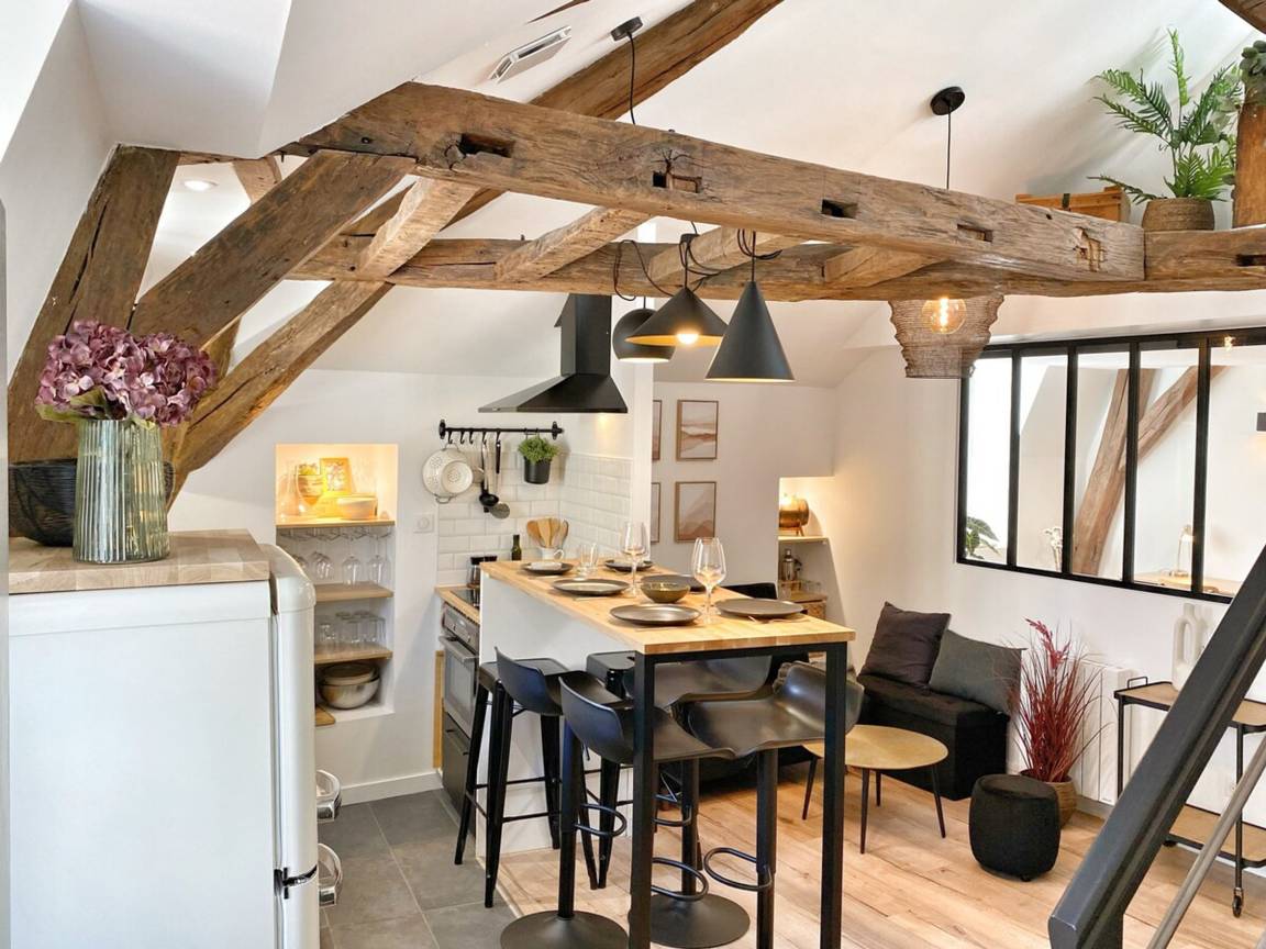 45 M² Appartement ∙ 2 Chambres ∙ 5 Personnes - Auxerre