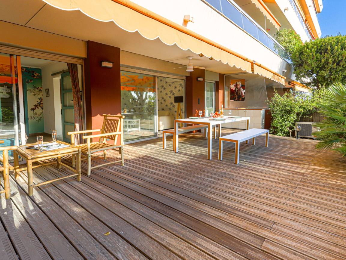 50 M² House ∙ 1 Bedroom ∙ 3 Guests - Nice