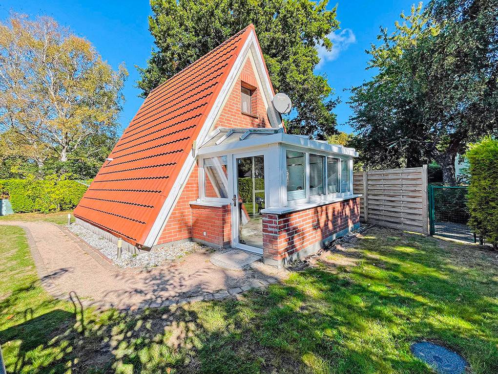 60 m² Ferienhaus ∙ 2 Schlafzimmer ∙ 4 Gäste – Bild 1