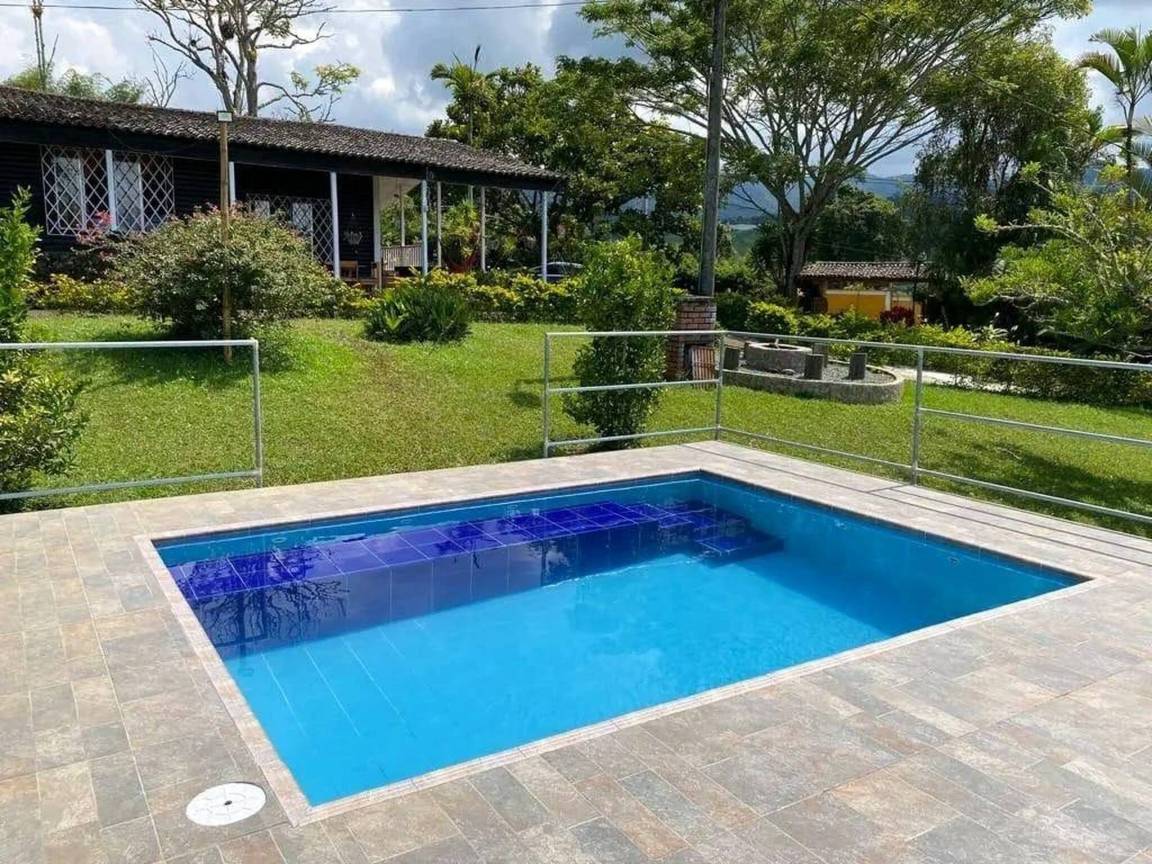 300 M² Casa ∙ 4 Habitaciones ∙ 15 Huéspedes - La Cumbre