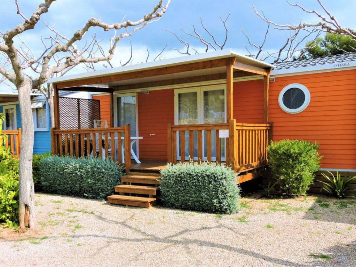 32 M² Caravan ∙ 2 Bedrooms ∙ 6 Guests - Torredembarra