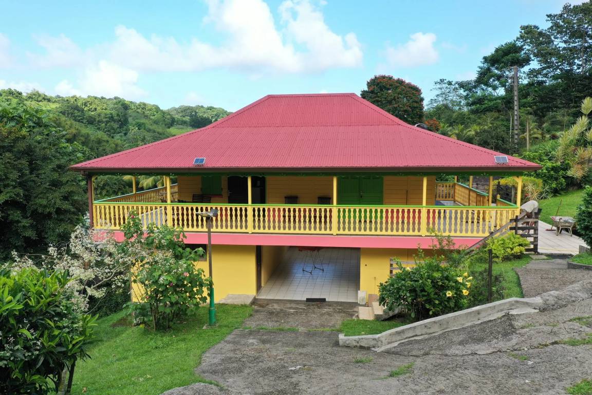 120 M² Huis ∙ 2 Slaapkamers ∙ 4 Gasten - Fort-de-France