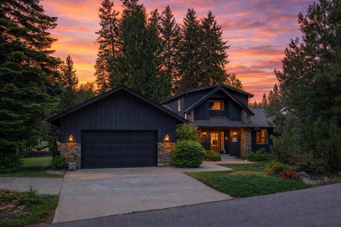 181 M² Cabin ∙ 3 Bedrooms ∙ 6 Guests - Lake Chelan, WA