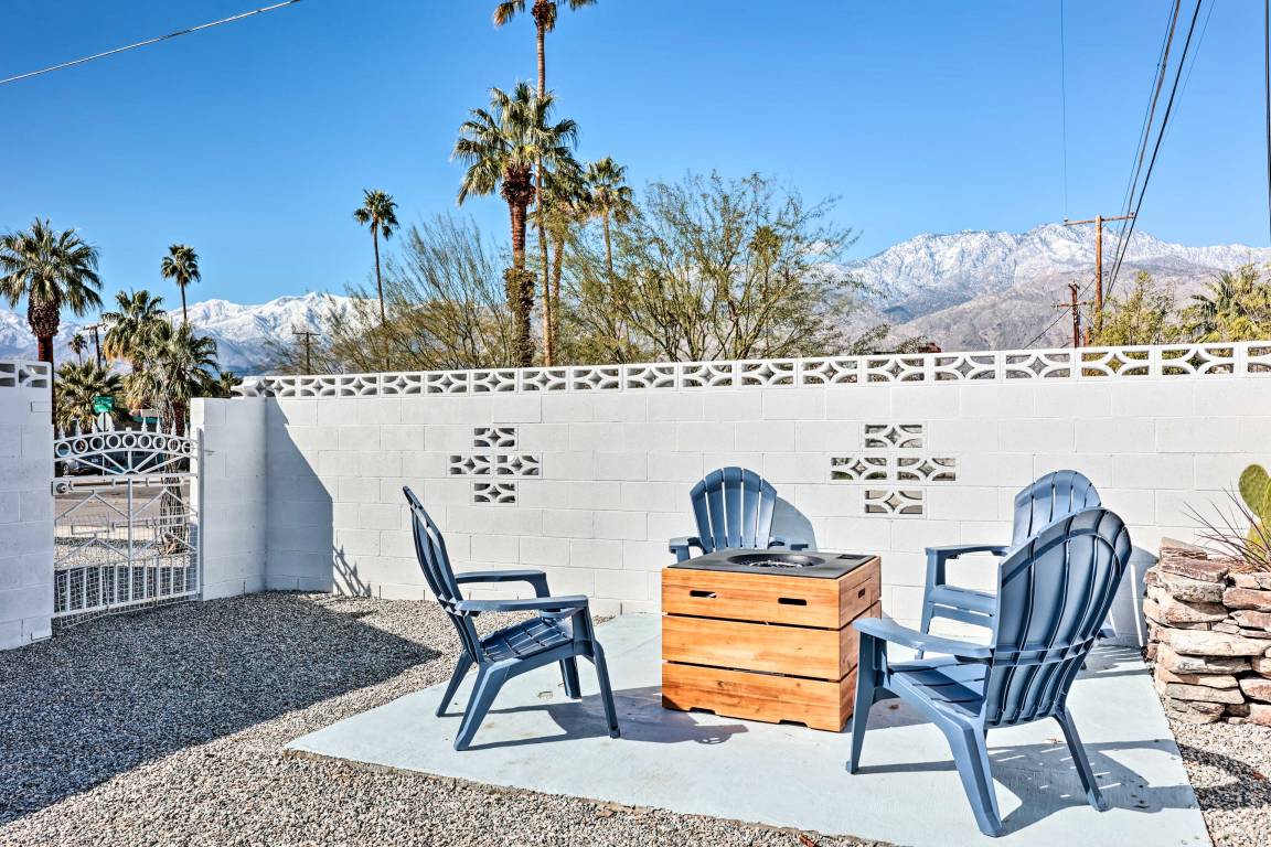 130 M² House ∙ 4 Bedrooms ∙ 8 Guests - Palm Springs, CA