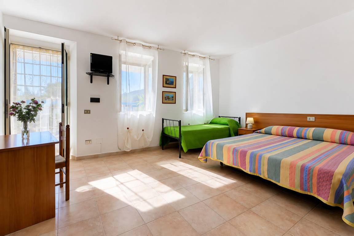 25 M² Bed And Breakfast ∙ 1 Camera Da Letto ∙ 4 Ospiti - Mattinata