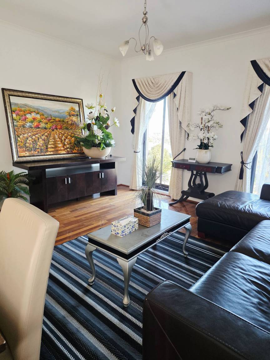 300 M² House ∙ 5 Bedrooms ∙ 21 Guests - Melbourne