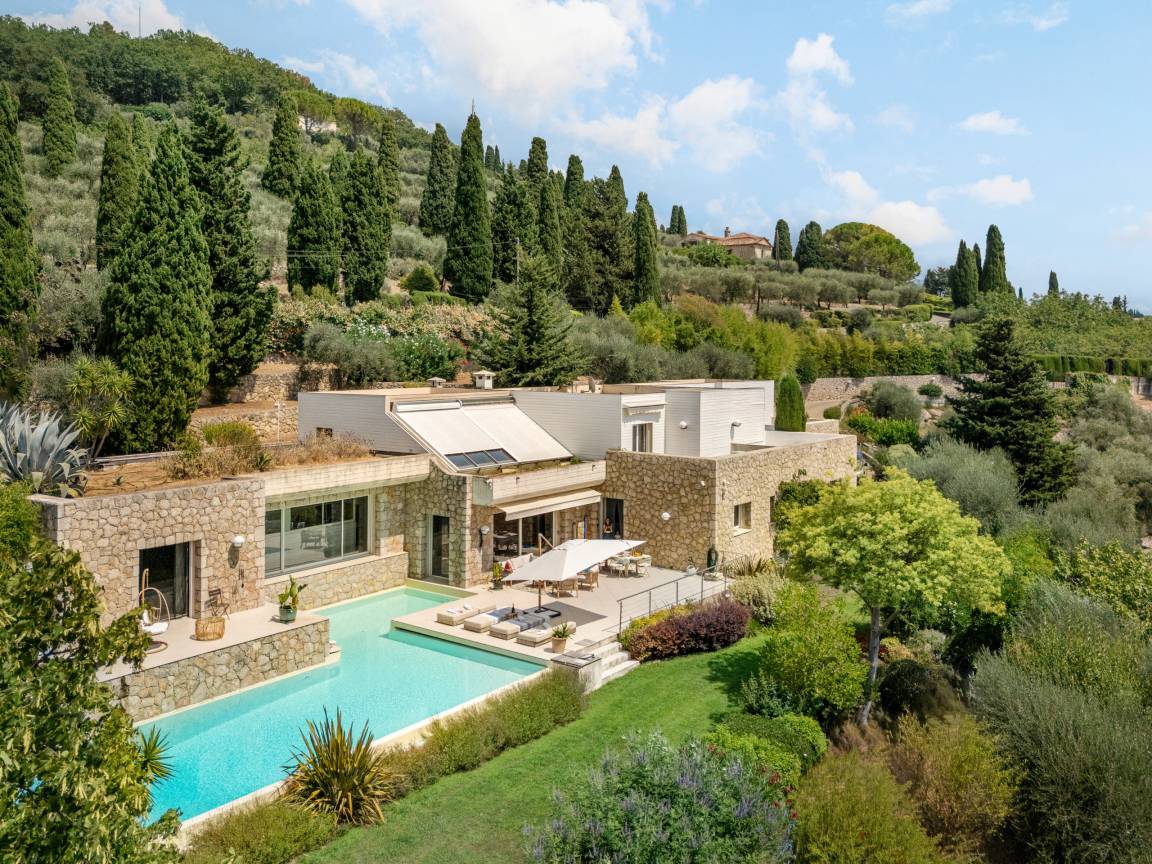 450 M² Villa ∙ 5 Makuuhuonetta ∙ 10 Vierasta - Grasse