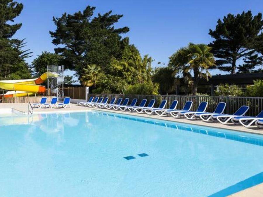 27 M² Asuntovaunu ∙ 2 Makuuhuonetta ∙ 4 Vierasta - Paimpol