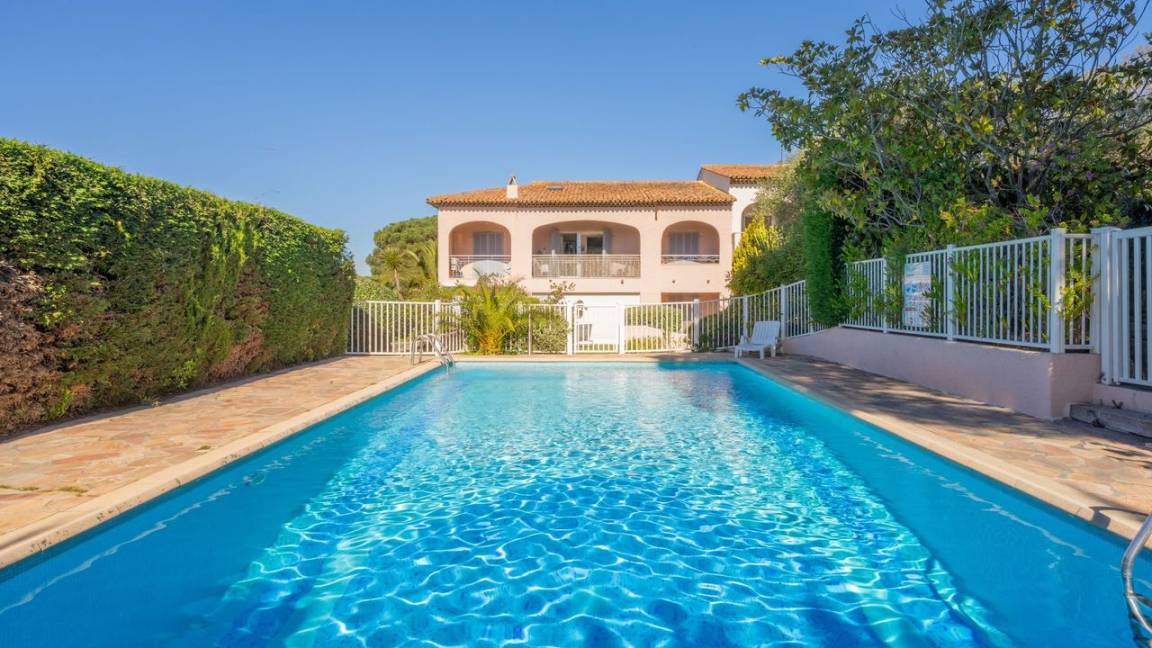 54 M² Apartment ∙ 3 Bedrooms ∙ 6 Guests - Saint-Tropez