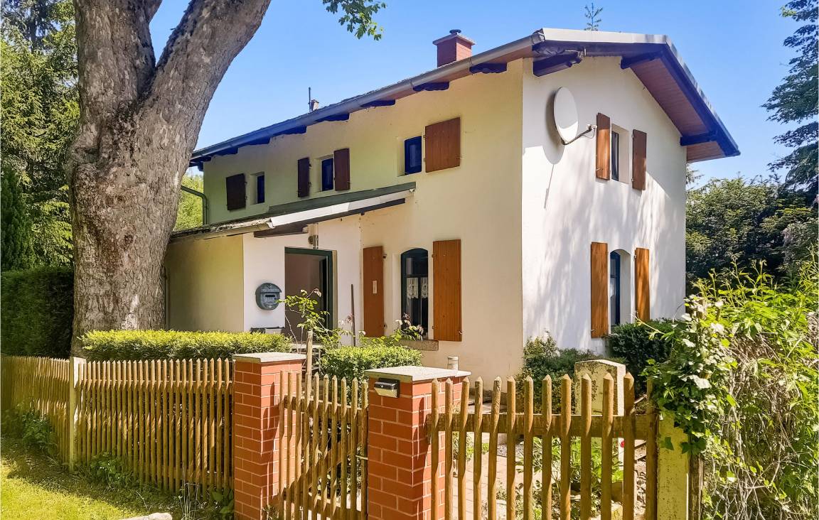 65 M² Ferienhaus ∙ 2 Schlafzimmer ∙ 6 Gäste - Auerbach/Vogtland