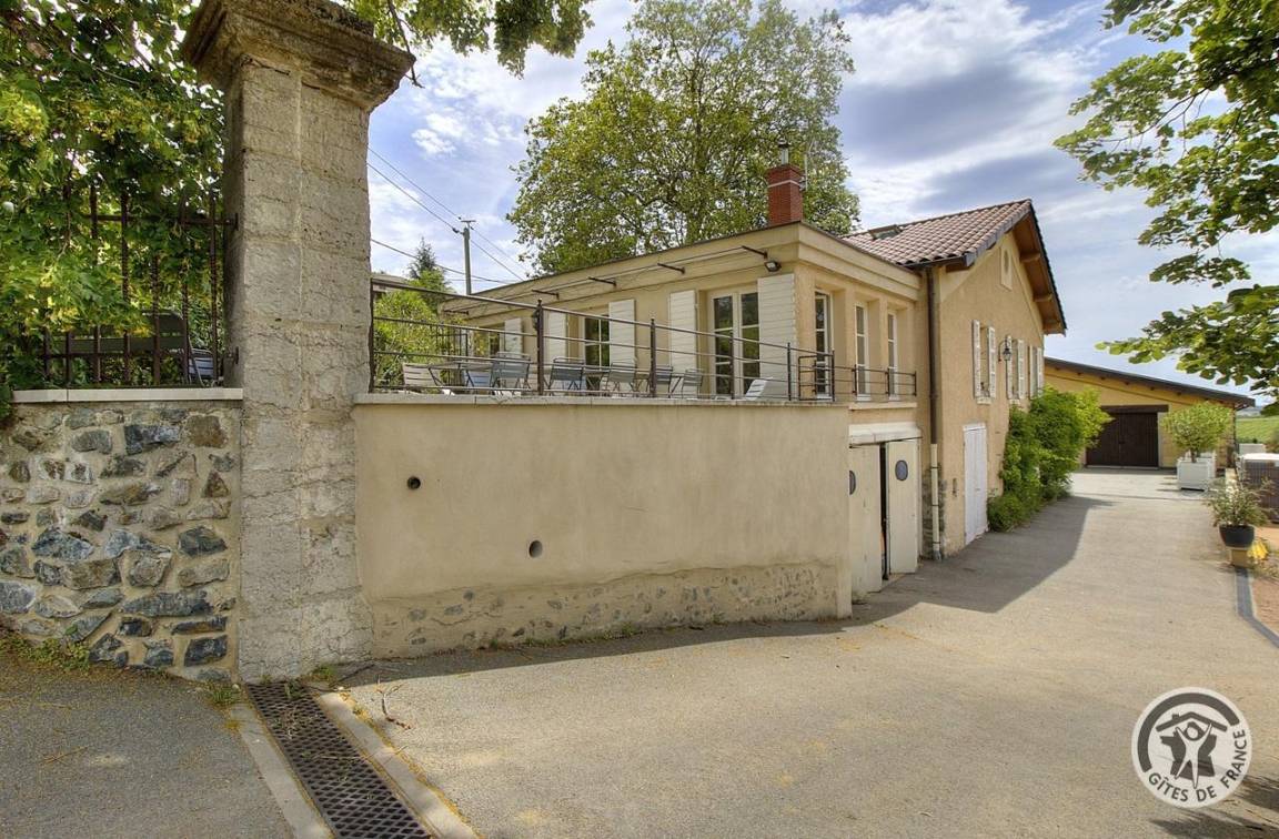 145 m&sup2; G&icirc;te 5 Schlafzimmer 15 G&auml;ste