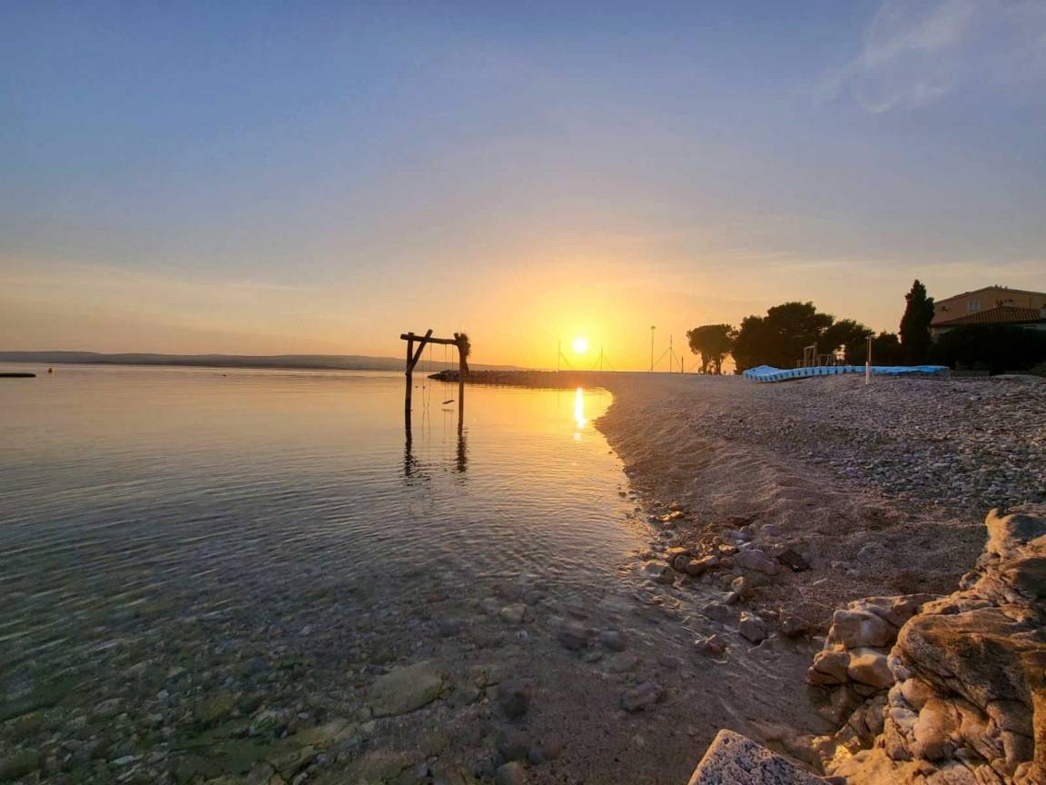 82 M² Ferienwohnung ∙ 2 Schlafzimmer ∙ 4 Gäste - Crikvenica